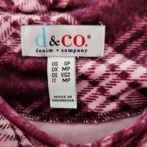 Denim & Co. Printed Velour Pullover Hi-Low Hem Deep Wine Plaid Petite Small NWOT - Picture 13 of 14